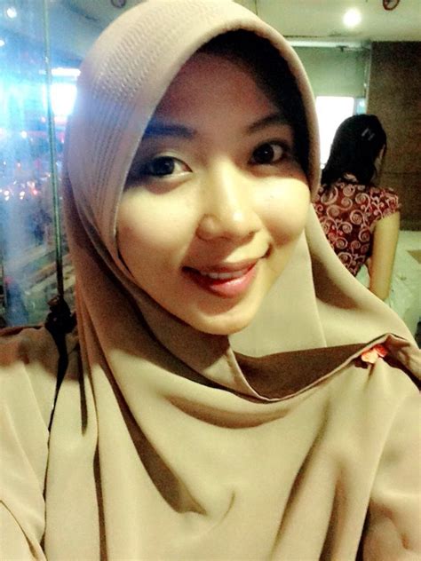 hijab nyepong